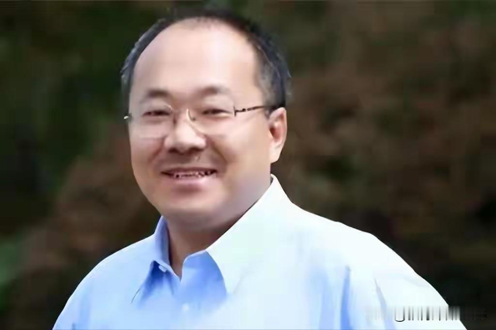 日本间谍在我国各个领域都有渗透，隐蔽的很深，破坏性极强，必须来一个全面彻底的肃清