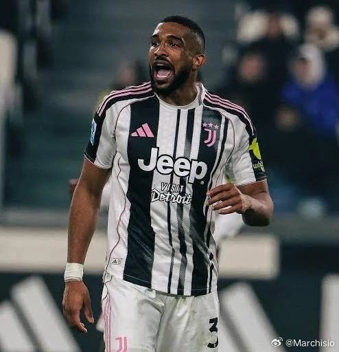 米兰体育报：布雷默已经接到了安切洛蒂的电话，他将时隔两年重返巴西国家队，参加对阵