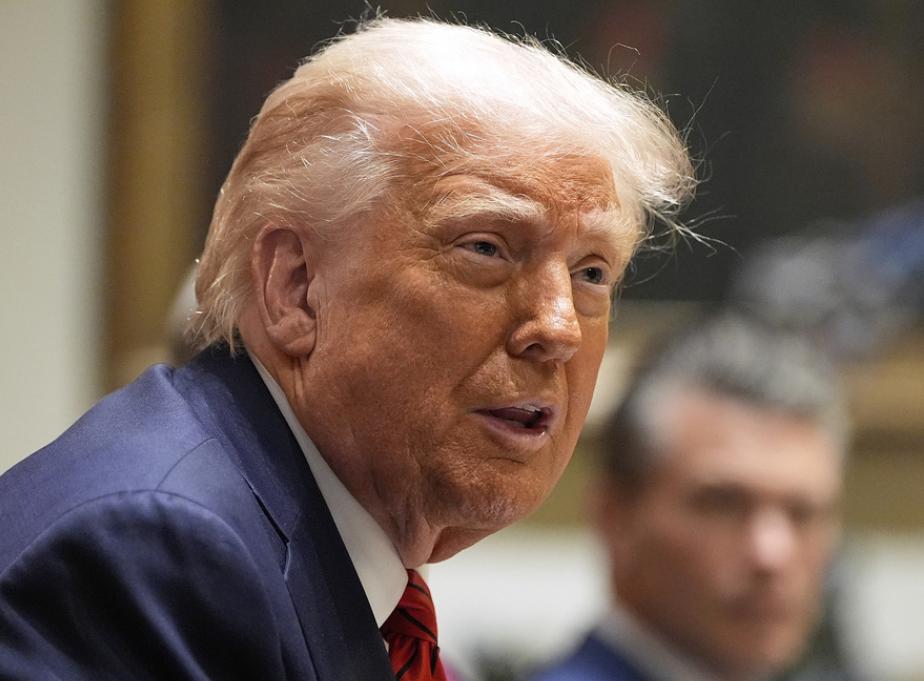 美国农场主要哭了！中美小麦订单说砍就砍！中国取消了从美国进口的订单。