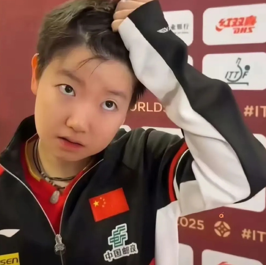 我问队友孙颖莎打球总像看穿对手为何每次都能拆穿对方战术？队友笑说这