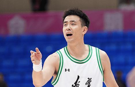 以全运会半决赛球员的表现来看，大胆预测男篮世预赛打韩国大名单中锋：周琦胡金秋