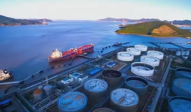 区别对待！中国全面断供日本成品油！截止目前，中国已全面停止对日本的成品油供应，汽