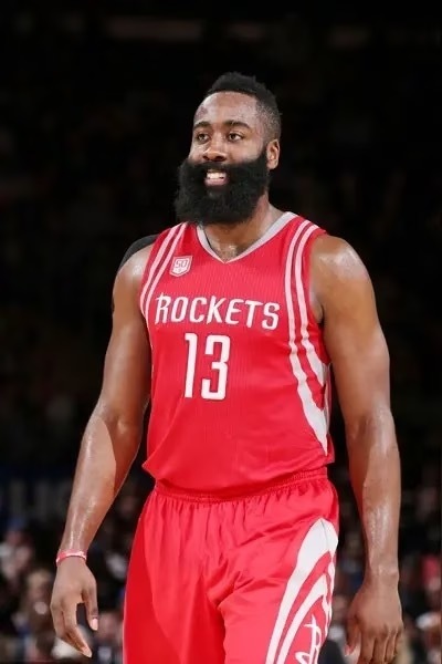 NBA2000年之后单月最高得分纪录：1、哈登：610分（19年1月）2、东契奇