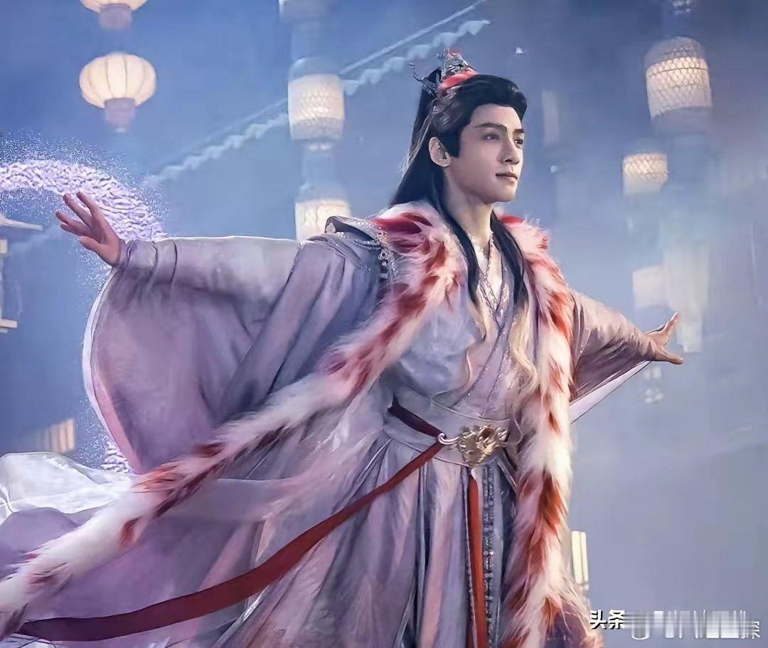 罗云熙《水龙吟》官宣定档10月24日，和龚俊《暗河传》播出只有4天间隔，对打局面