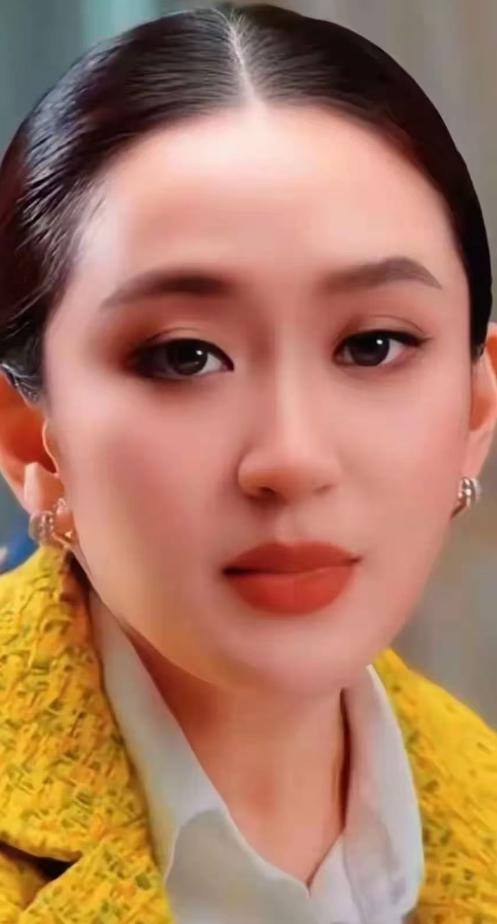 万万没想到,佩通坦真的辞职了,为泰党群龙无首! 说白了,佩通坦的心彻底的凉了