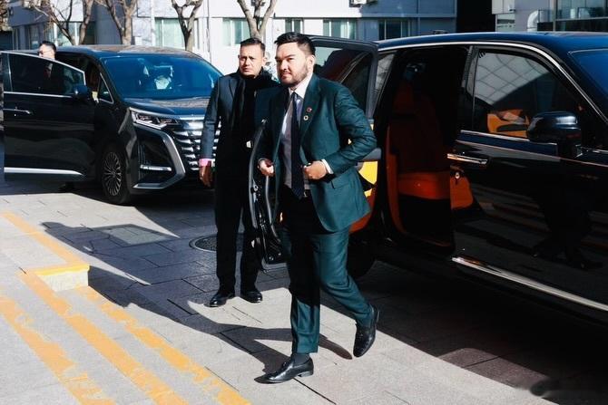 马来西亚王室🇲🇾🇨🇳12月1日，马来西亚雪兰莪州王储阿米尔·沙阿和王储