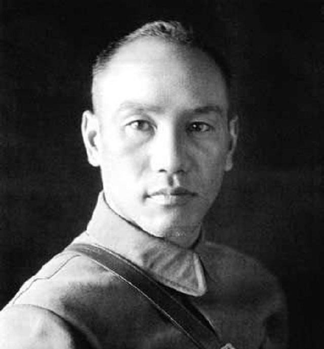 孙铭九当年活捉蒋介石，西安事变落幕后解放时期他的命运究竟发生了哪些变化？194