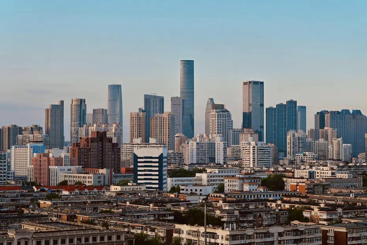 ✨欧盟把自己衰弱对标大清✨☀︎法国资深外交官、巴黎政治学院院长路易·瓦西，