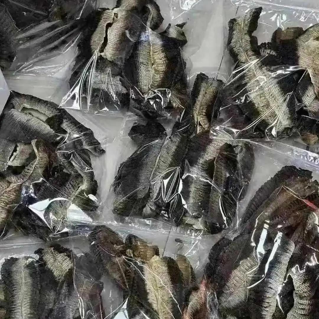 我妈让我把这玩意儿发网上帮她卖，简直笑不活了谁会买啊