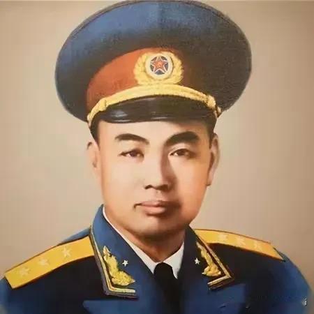 许世友将军是华野济南战役攻城集团总指挥，那他是不是华野首长呢？先看看华野前委组