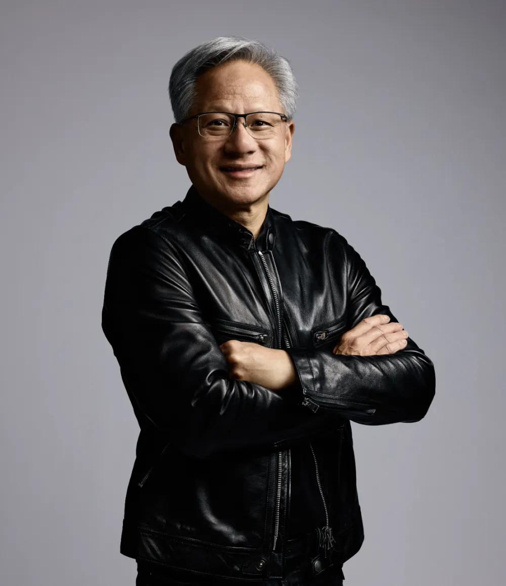 当地时间9月14日，英伟达CEO黄仁勋谈到中国人工智能时说：“你知道，我觉得首先