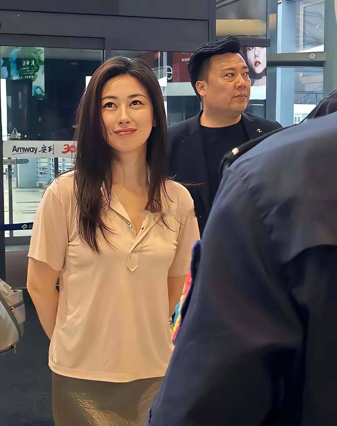 女神这桃花眼，谁受得了！