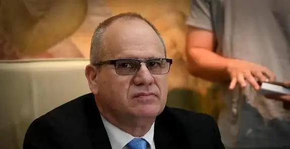 如果说以色列是狗，那阿根廷连狗都不如。如果说以色列是吃美国用肉喂着的狗，阿根廷顶