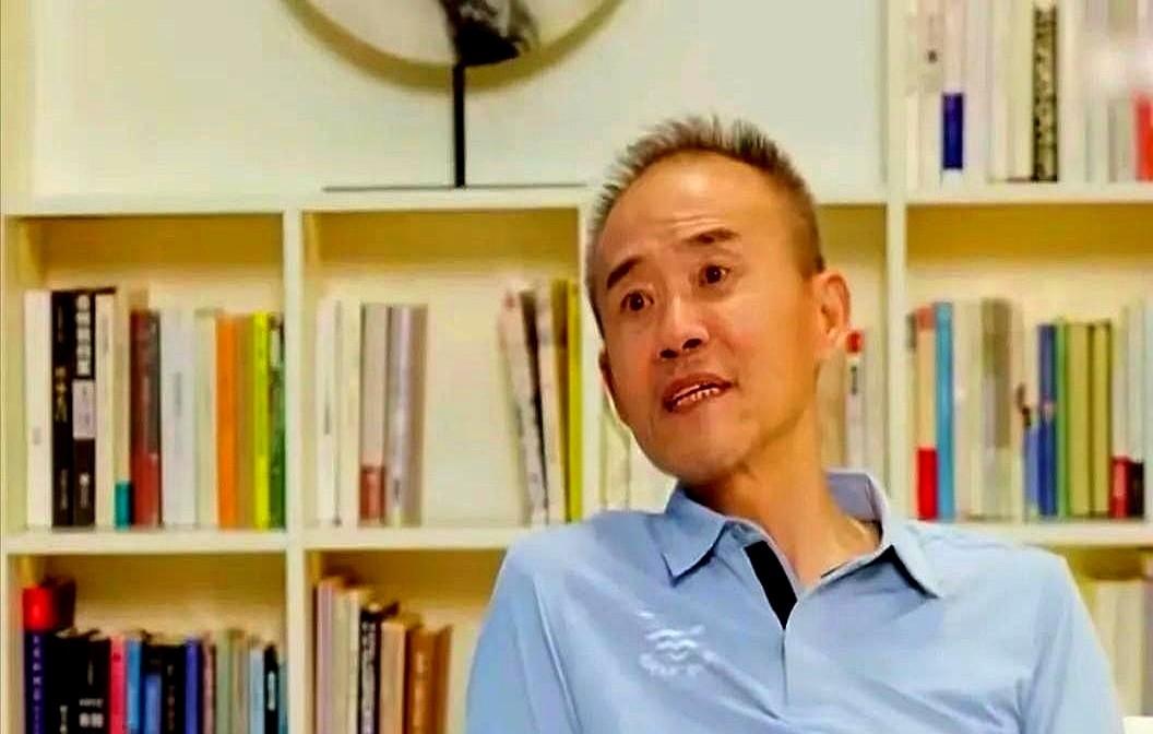 不是传闻，是王石自己讲的：他跟小30岁的田朴珺吵架王石心里能来回碾压自己一个月