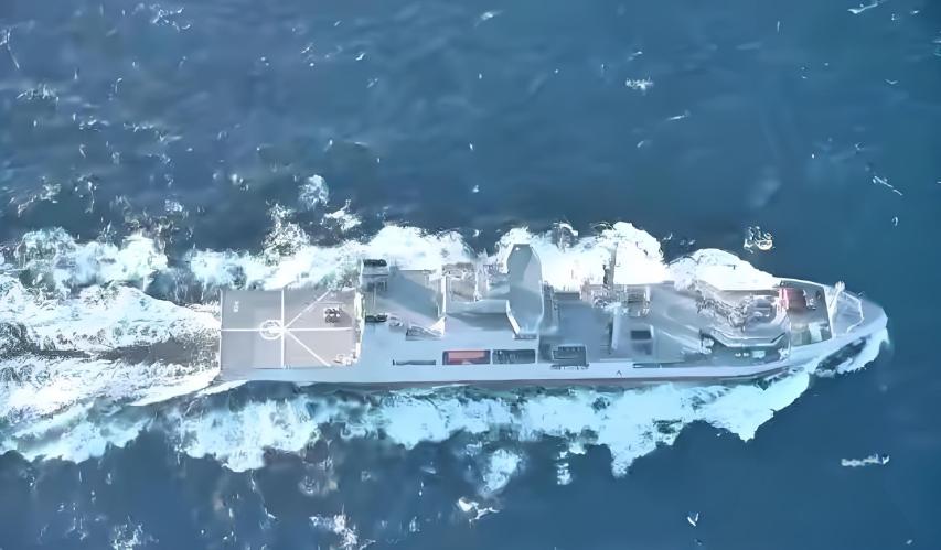 枪口对准出头鸟！新西兰昏了头，派最大军舰闯台海，我军当场立威。谁都没想到，第一个