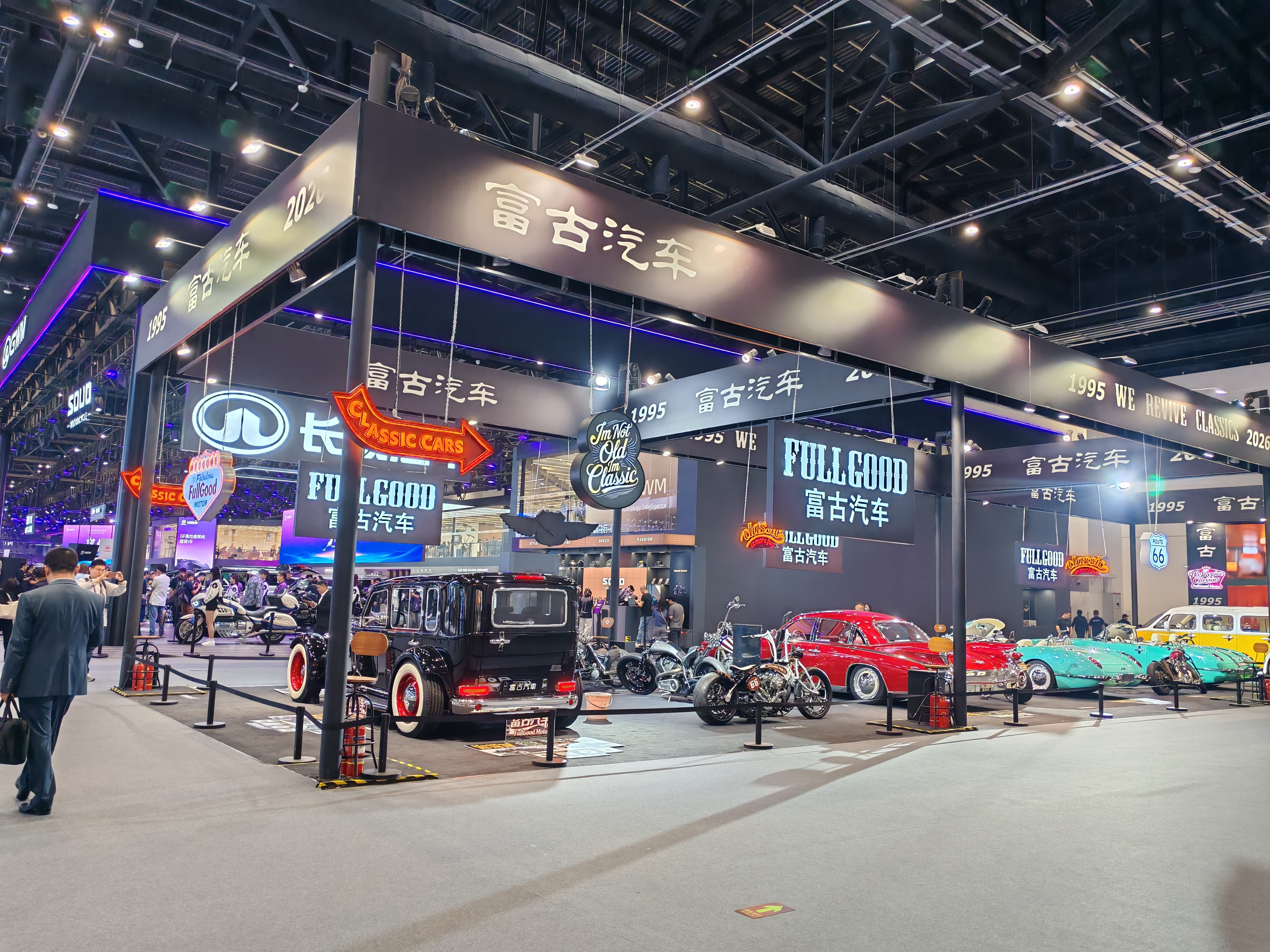 看了北京车展7点感受尤其和10年前相比，冰火两重天。1.规模绝对全球第一