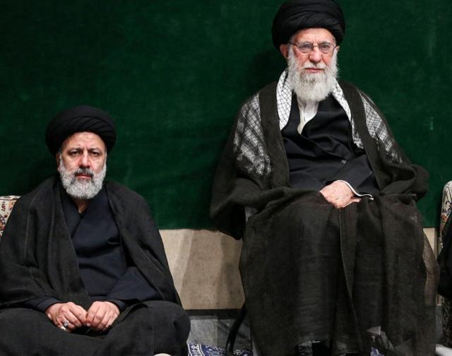 伊朗的高层最近真是风云变幻，硬派和温和派吵得不亦乐乎。哈梅内伊嘴上说美国想抢他们