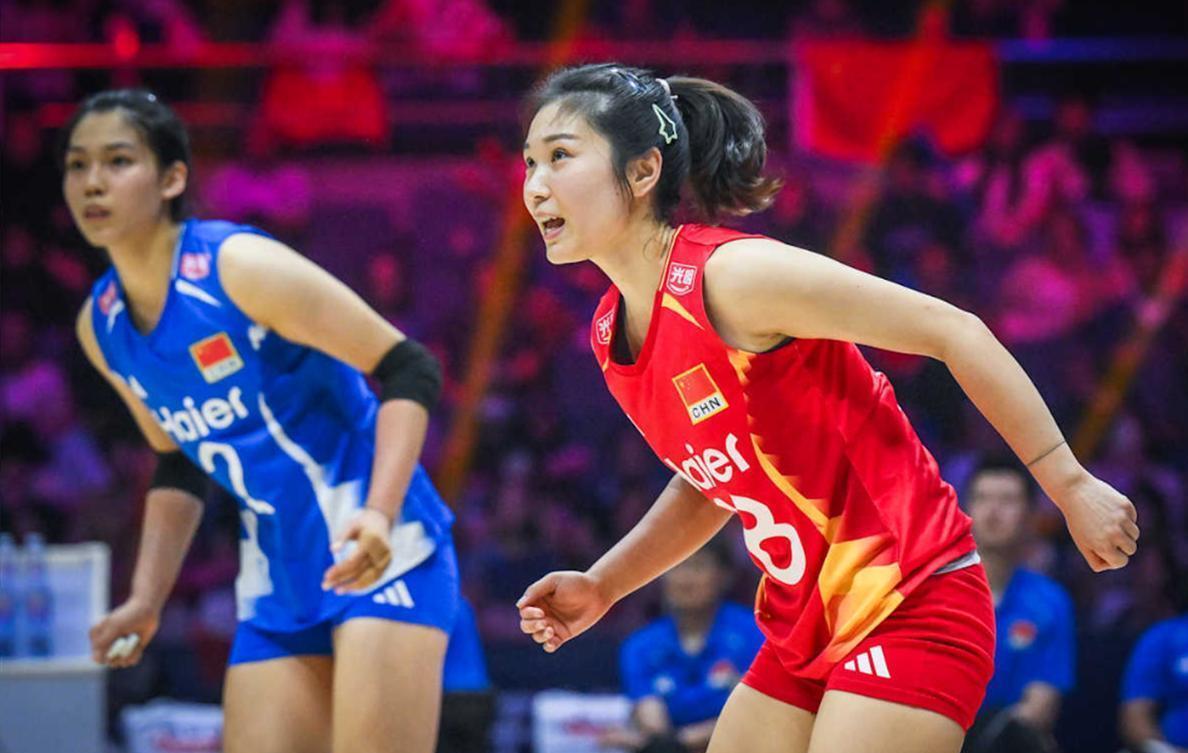 又美丽、又有实力！中国女排进决赛幕后功臣，难怪赵勇最信任她。这事儿吧，进攻端