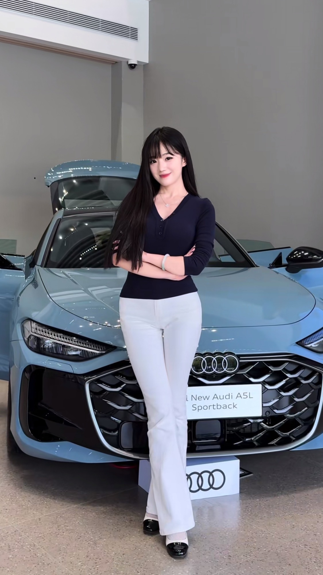 奥迪A5L上市后，猜一下是上汽卖的多还是一汽卖的多？[doge]​​​