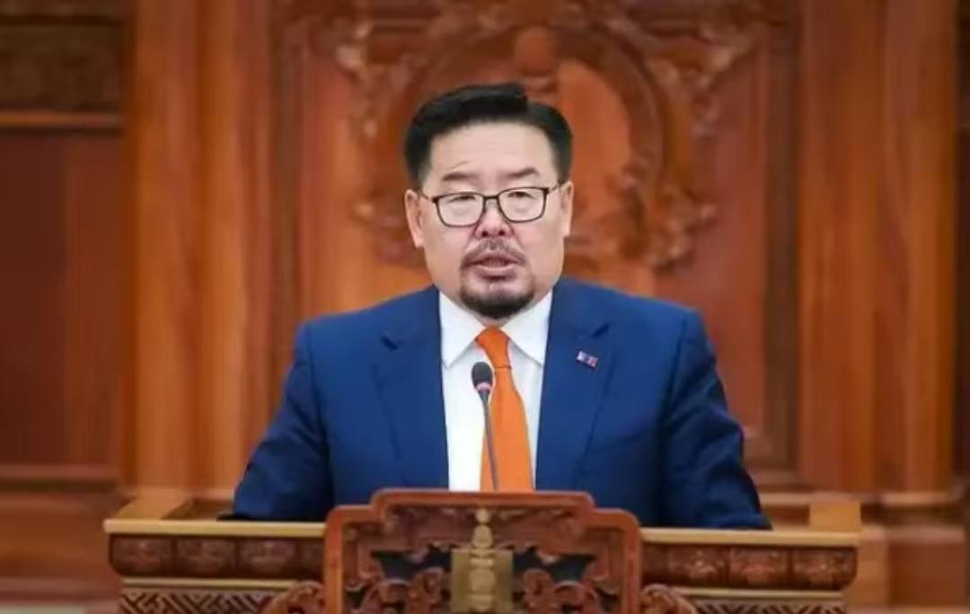 蒙古新总理不搞虚的，上任三个月，连签十几份“中国方案”，全力搞基建、治环境！