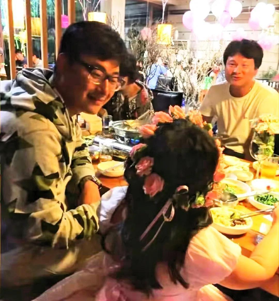 李湘又被骂上热搜了这次网友火力集中攻击点居然是嫌她夸女儿夸太多？当你还