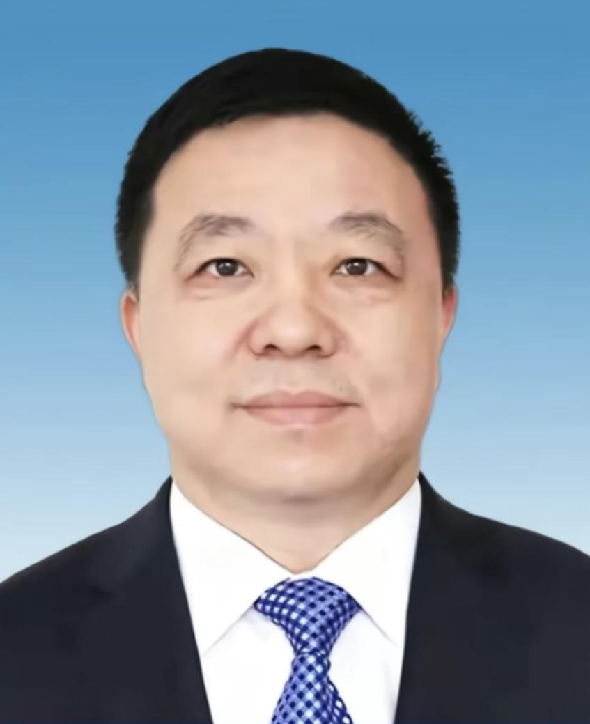 一方诸侯，中央派他来是为民办实事，他却变成了贪婪的官员！江西，革命老区，矿