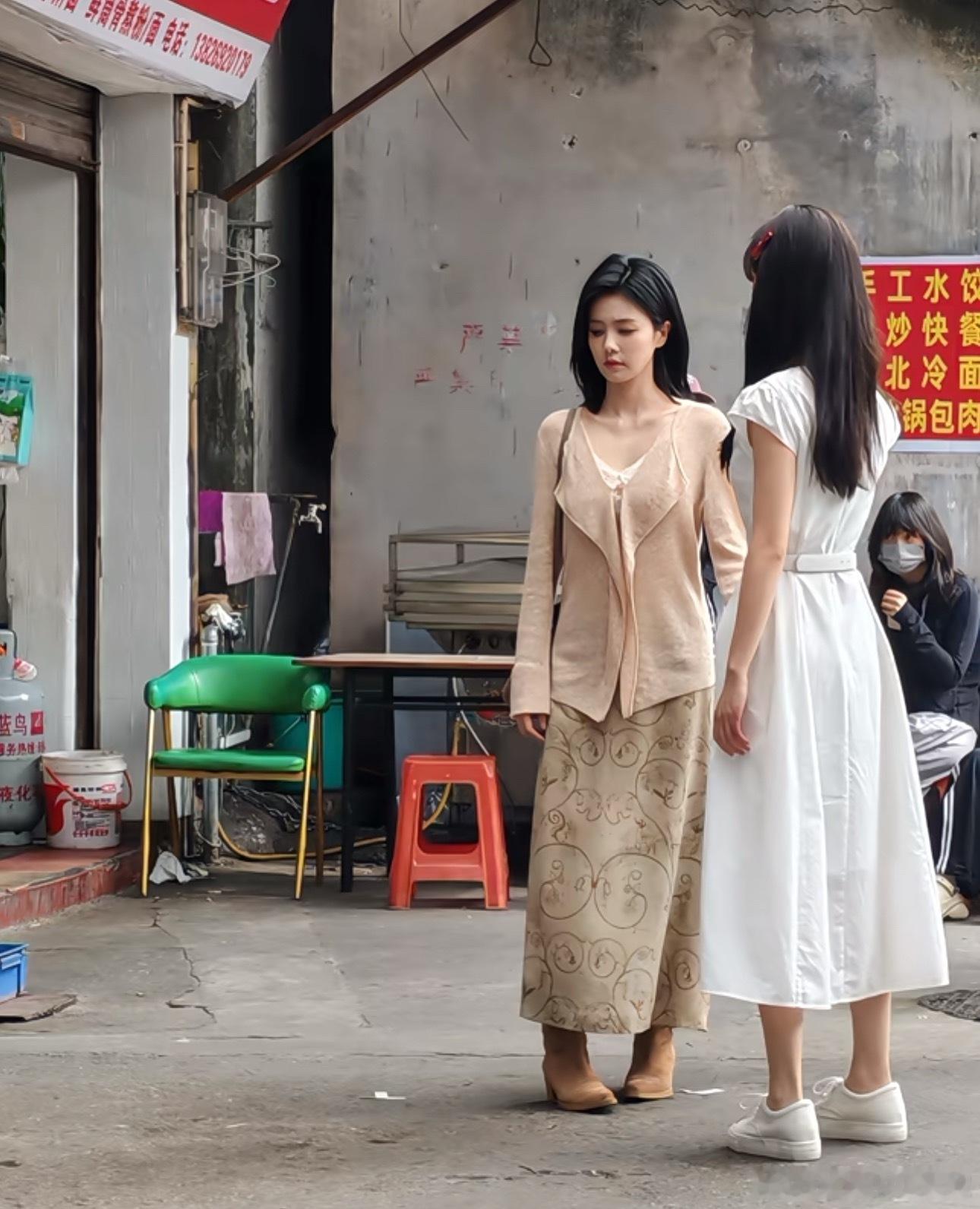 这造型是认真的吗，内娱现偶真的不能太指望[笑着哭]​​​