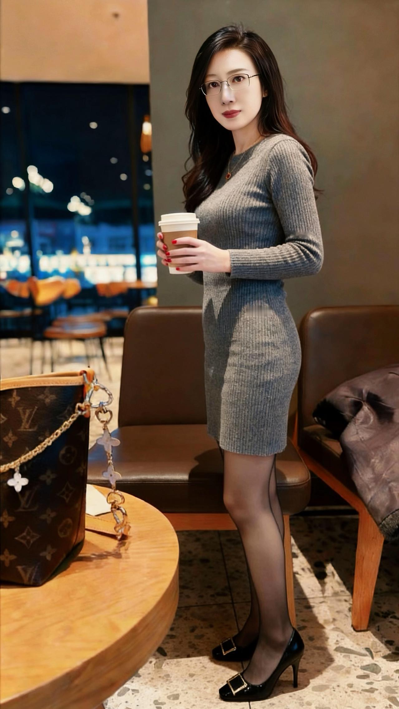 和人交往，你看重的是人品还是金钱？？