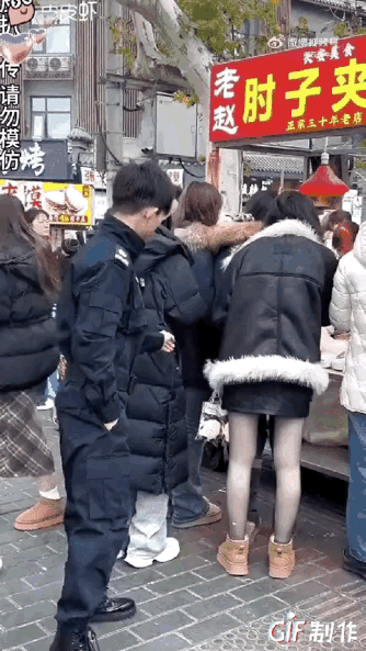 这个应该是假的，但是他的目的还是很好的，教育我们，出门在外自己的手机等物品