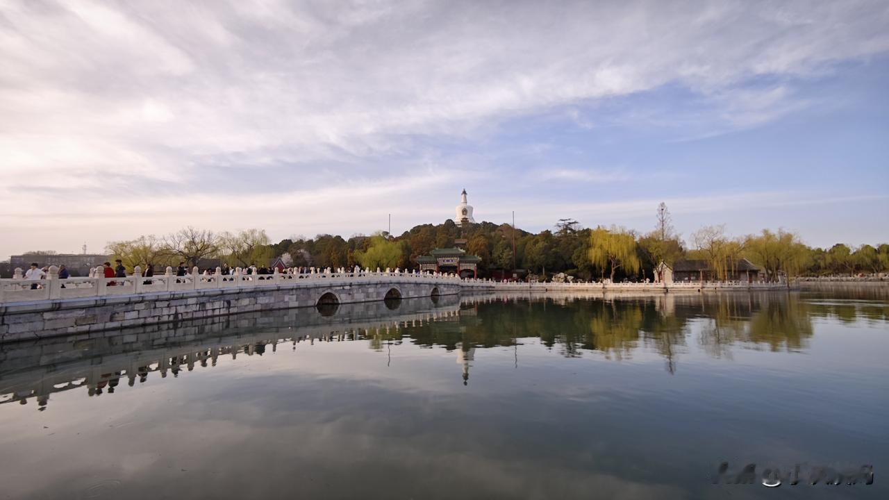 一张照片打卡北京这是哪儿我就不用说了，离我家不远，我喜欢去的地方，也是我认为北京