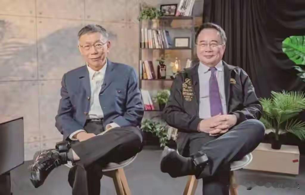 柯文哲探望蔡正元！官司缠身的柯文哲去了台北监狱探望了老朋友蔡正元，此情此景，