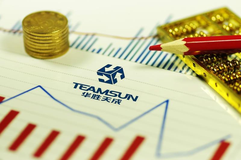 跟风买股，能不能赚钱！看到别人买的华胜天成连续涨停，网上股评也到处都在推荐，