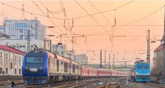 全国铁路7月1日起实行新的列车运行图！中新网6月17日电据"中国铁路"微信公众