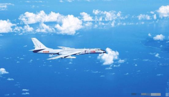 动手了！抗议一万遍，不如出动轰炸机飞一飞！咱们的轰炸机出动了！1月31日，根据国