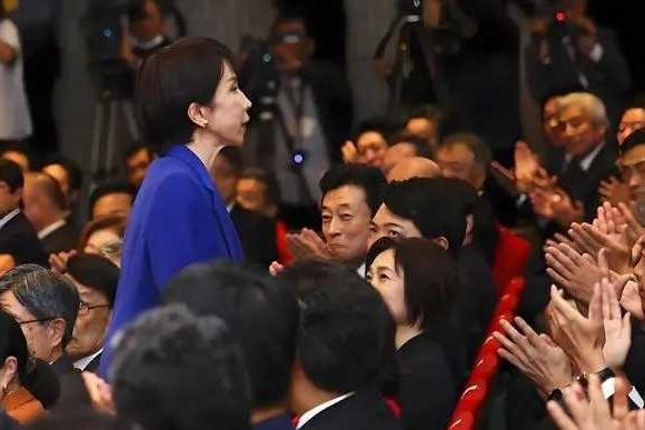 日本歌手演唱会突遭取消！外交部回应亮了，网友：干得漂亮！12月1日外交部例