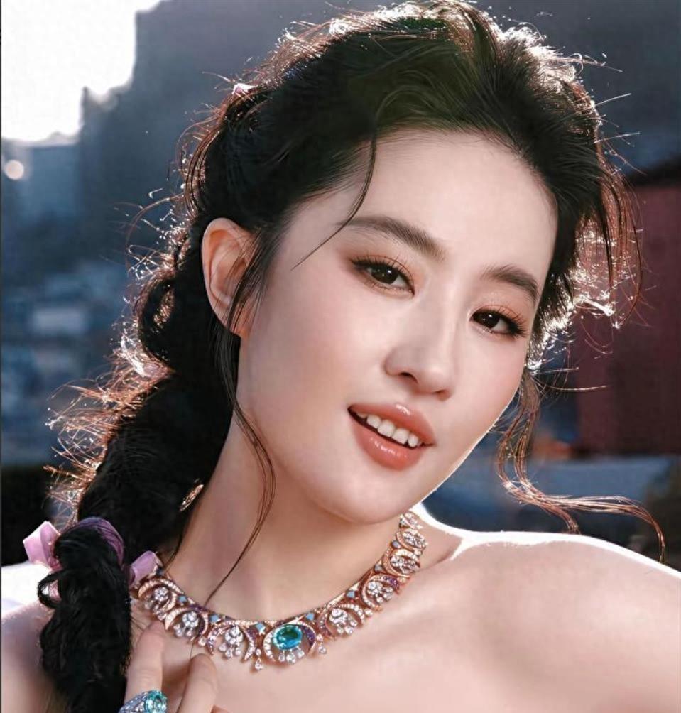 刚刷到一张演员没进组天数的统计表，还挺震惊的。因为里面竟然有不少人熟知的顶流明星