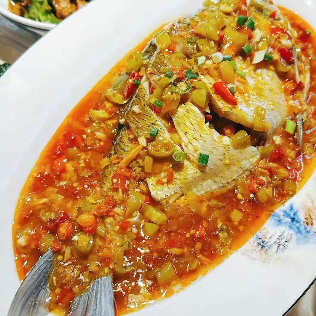 湖北“8大名菜”，都是“楚菜之魂”，你吃过几道一、武昌鱼二、沔阳三蒸三、