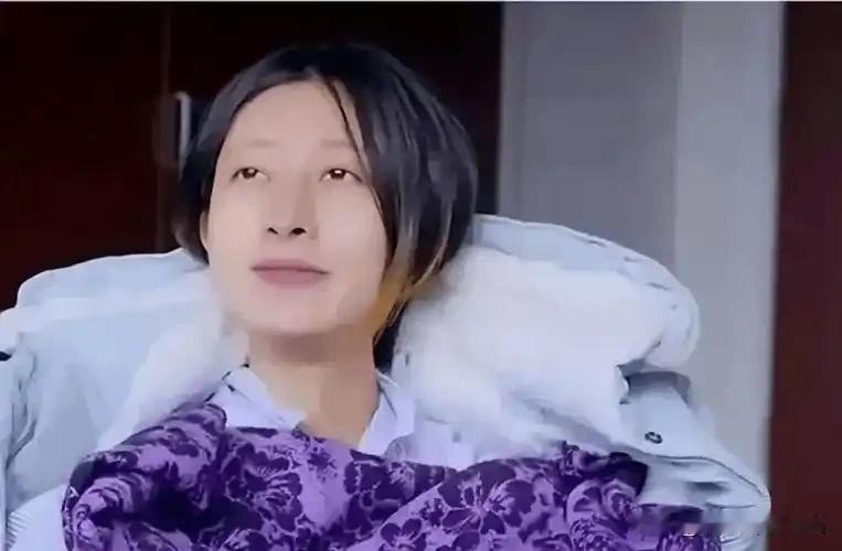 28岁女研究生怀孕七个月查出肝癌，丈夫凑了180万，只为给她治病，谁料，女子竟哭