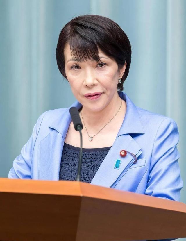 高市早苗要打“底牌”了？ 最近一则消息，在半导体圈子里传得沸沸扬扬，说是日