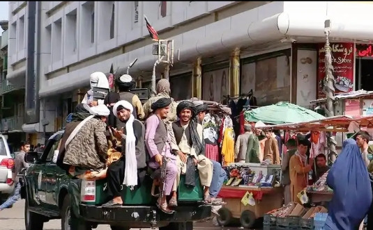 为什么塔利班可以复辟，<em>红色高棉</em>却不行了？塔利班知道吃饭比骨气重要，他只是坏，