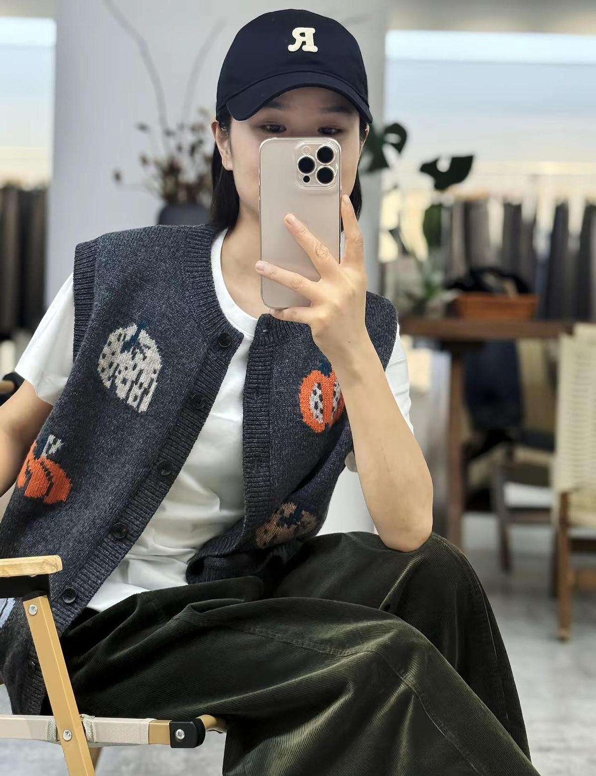 衣柜里塞满追过的潮流，出门前却总感觉少一件衣服，这恐怕是很多人的日常。我们眼花