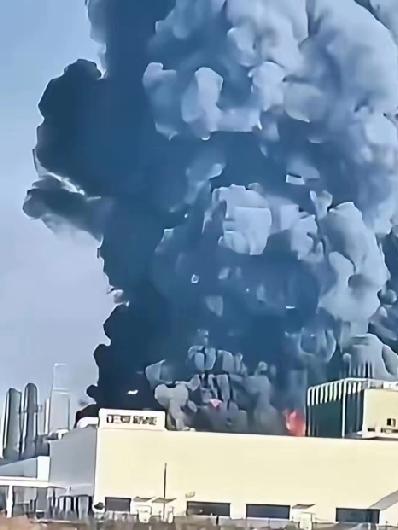 浙江113亿光伏基地突发火灾，电池车间疑为起火点突发！总投资113亿元的浙