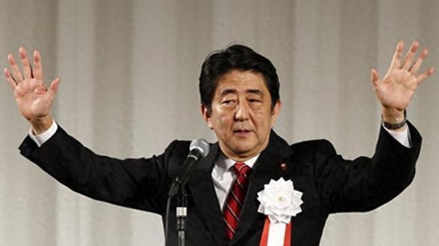 安倍晋三是日本人, 但为啥他遇刺后, 墓碑上却刻的是中国汉字呢?