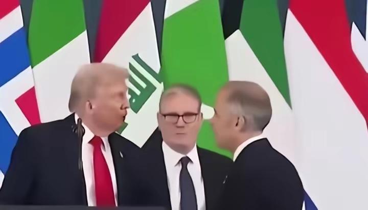 特朗普直接提拔卡尼为总统2025年10月13日，在埃及沙姆沙伊赫召开的加沙和