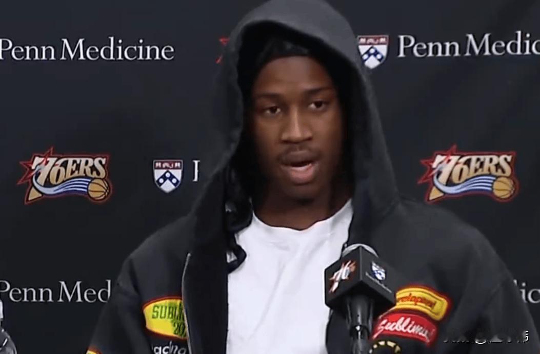 真正的偶像！埃奇库姆谈詹姆斯：“勒布朗是我从小到大最喜欢的球员。”“我打