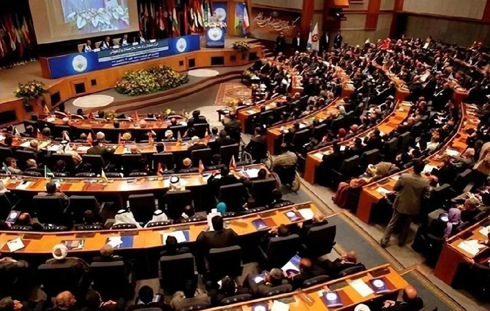 美国阴谋又破产，联合国大会显真章，9月5日，联合国79届大会高票通过由中国，俄罗