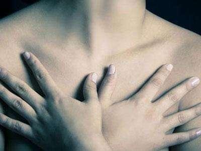乳腺癌是怎么引起的?