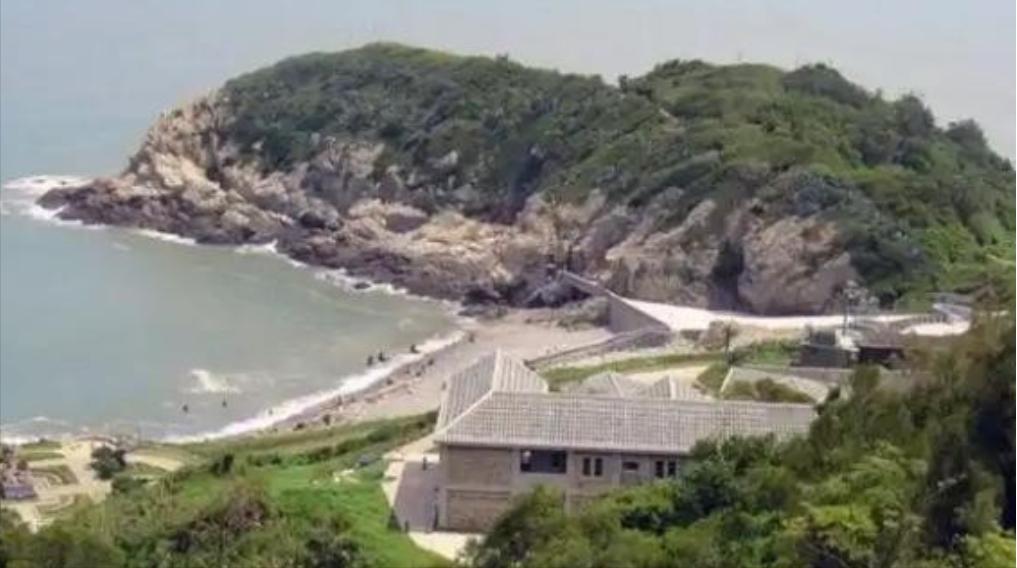 一旦台海爆发冲突，最难啃的骨头不是台湾本岛，而是距大陆仅50公里的东引岛！很多人