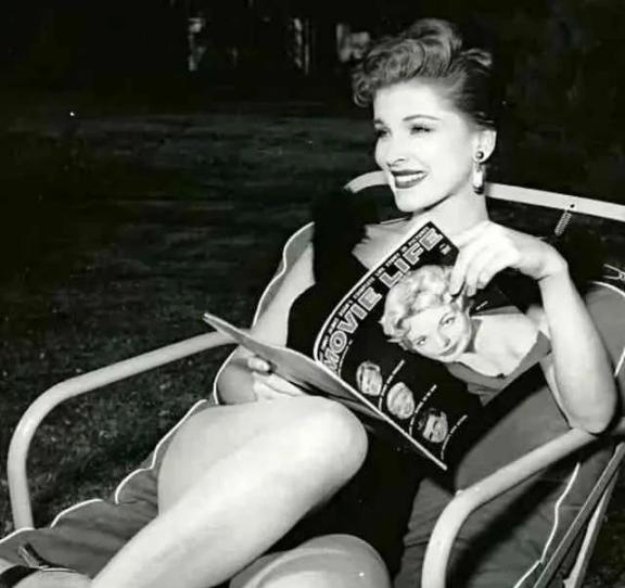 1964年，孔祥熙、宋霭龄的小儿子孔令杰结婚了，他的婚事轰动美国，因为他娶的是好