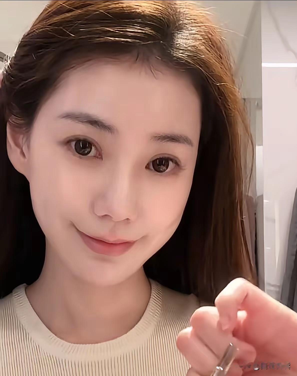 马筱梅呀马筱梅不去做演员真是可惜了了马筱梅这个女人真是越看越不简单国